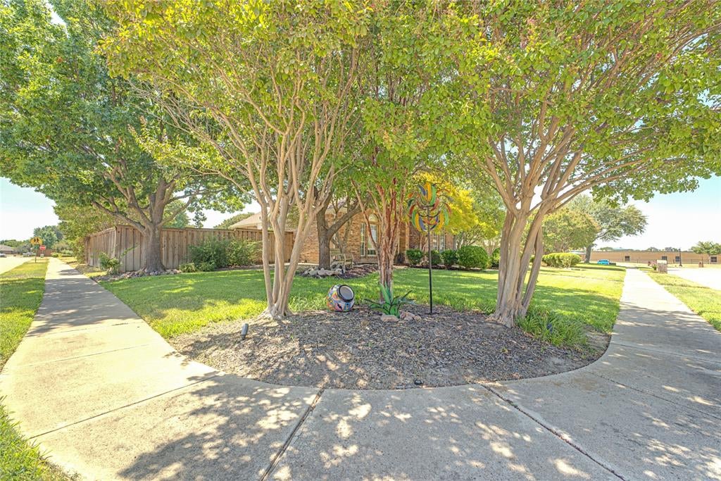 130 W Clubview Ct, Murphy, TX 75094 photo