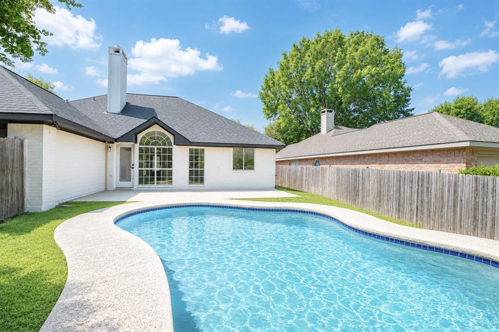 8260 Edgewater Dr, Frisco, TX 75034 photo