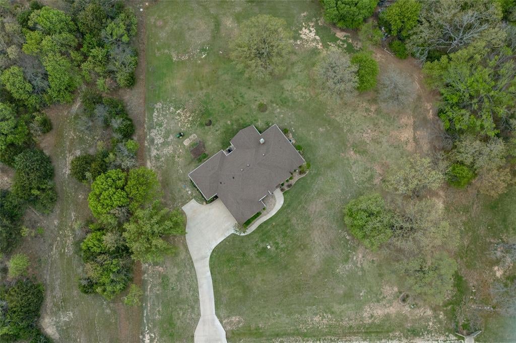 208 Ellis Creek Dr, Weatherford, TX 76085 photo