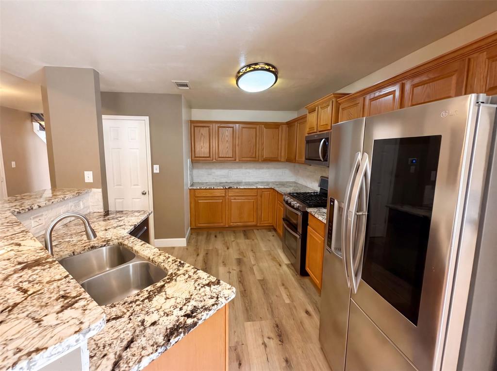 106 Forestview Rd, Hickory Creek, TX 75065 photo