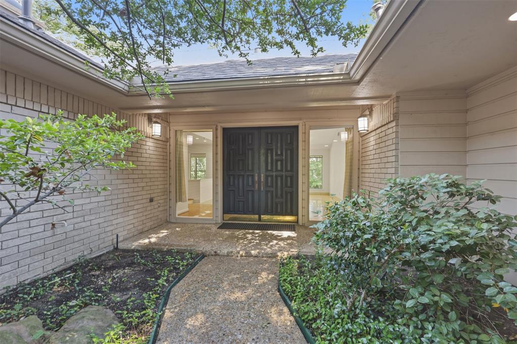 7211 Valley View Pl, Dallas, TX 75240 photo