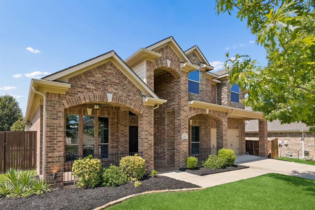 344 Falstaff Dr, Roanoke, TX 76262
