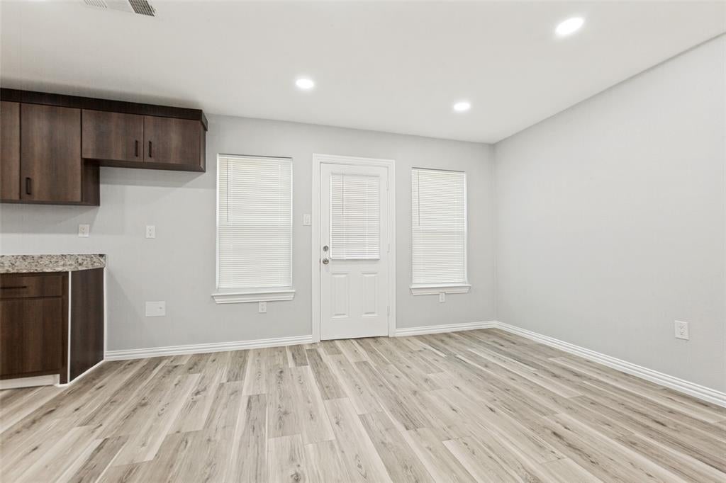 617 Cedar Dr, Garland, TX 75040 photo