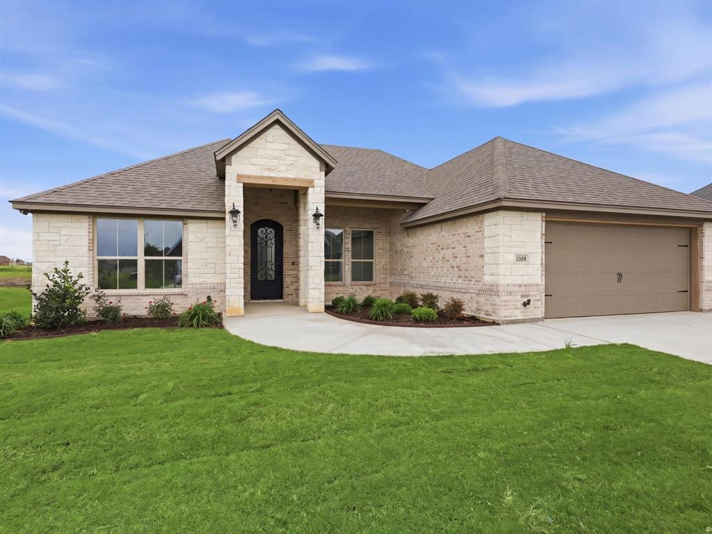 11605 Caracal Dr, Godley, TX 76044