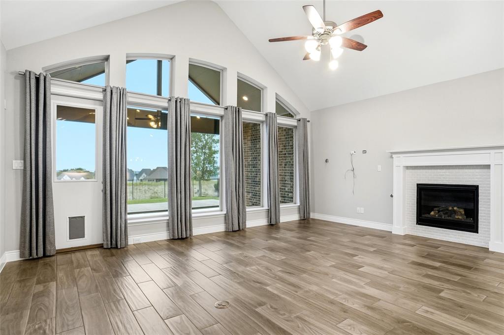 1001 Myers Park Trl, Roanoke, TX 76262 photo