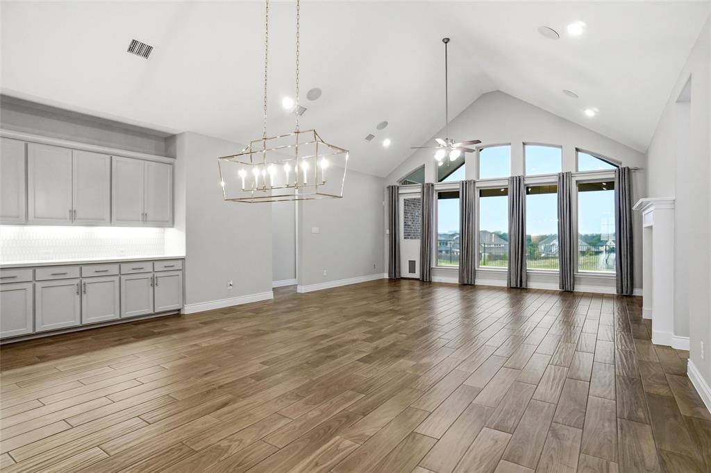 1001 Myers Park Trl, Roanoke, TX 76262 photo