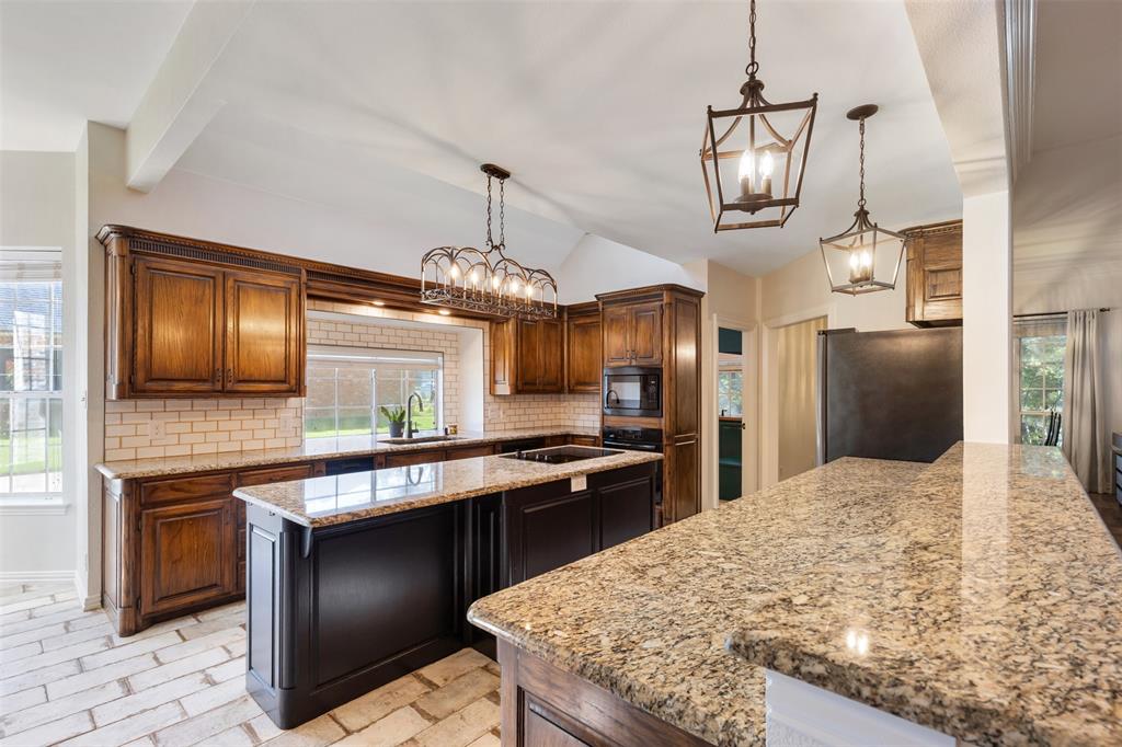 609 Seville Rd, Denton, TX 76205 photo