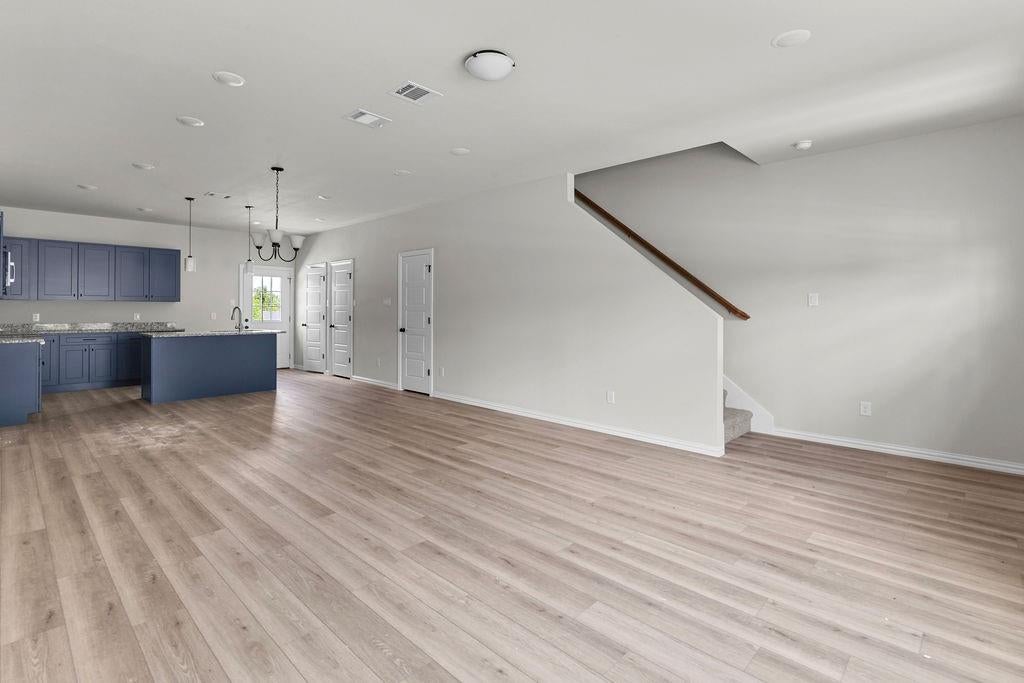 3125 N Lumber St, Fort Worth, TX 76112 photo