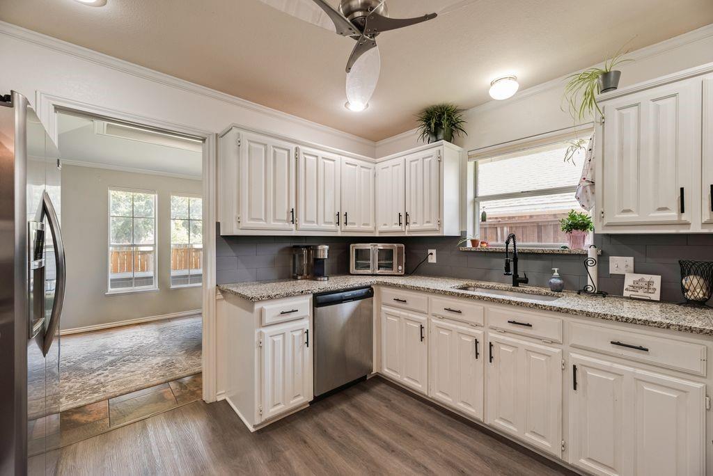 419 Winding Oaks Dr, Wylie, TX 75098
