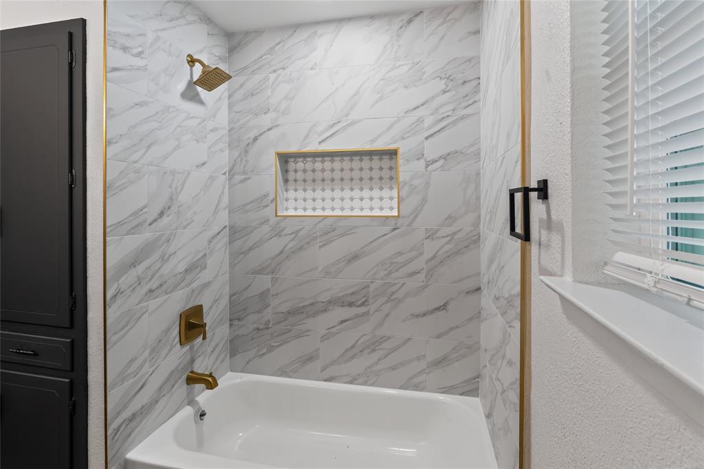1708 High Point Cir, Garland, TX 75041 photo