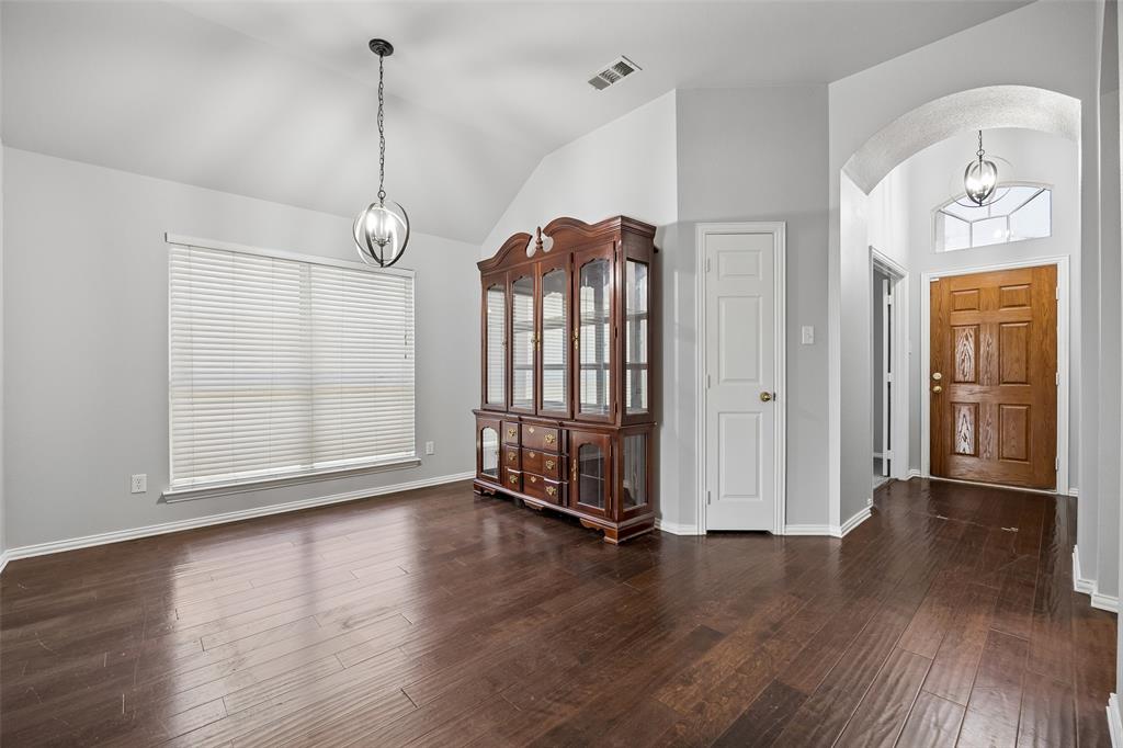 616 Kari Anne Ln, Desoto, TX 75115 photo