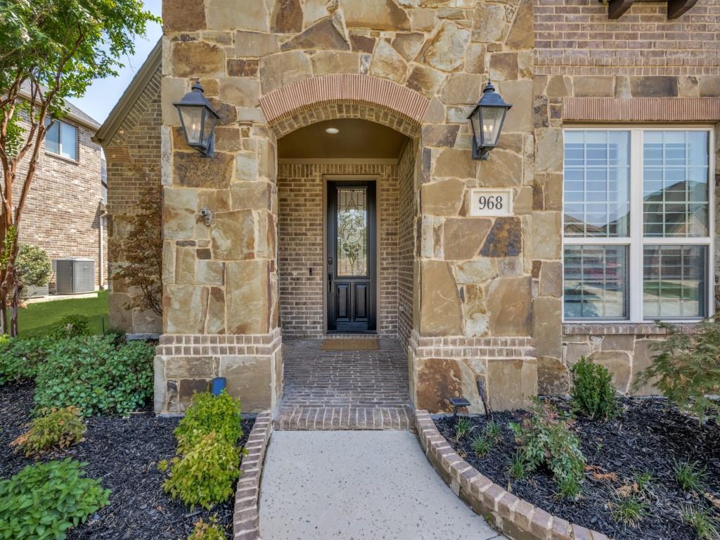 968 Highpoint Way, Roanoke, TX 76262 photo