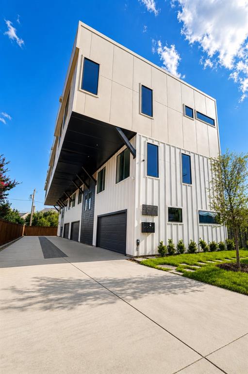 1311 Madrigal Pkwy, Dallas, TX 75206