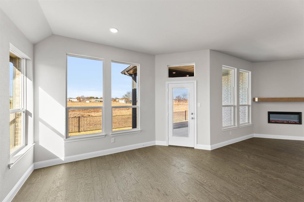 7809 Barley Field St, Joshua, TX 76058 photo