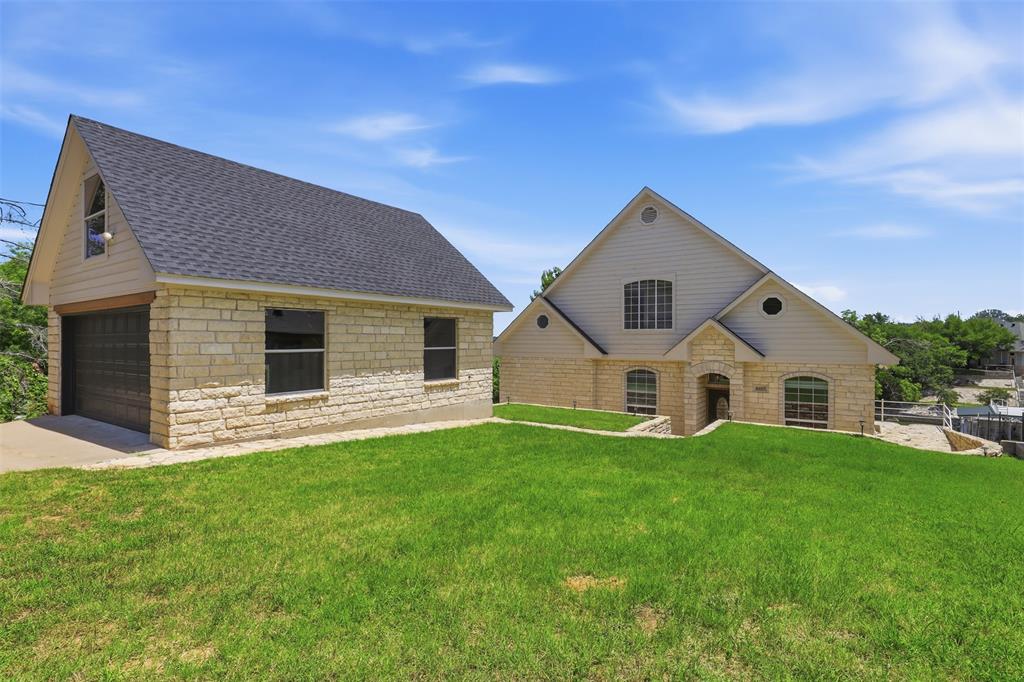 6107 Grande Cove Ct, Granbury, TX 76049 photo