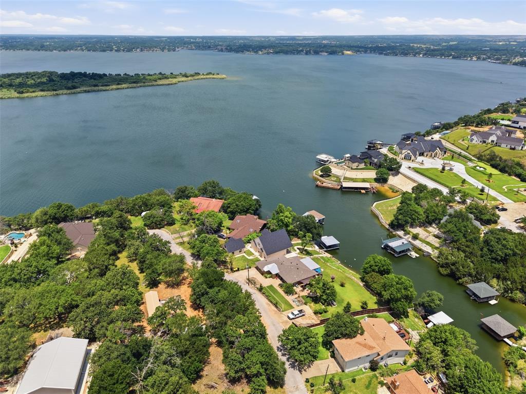 6107 Grande Cove Ct, Granbury, TX 76049