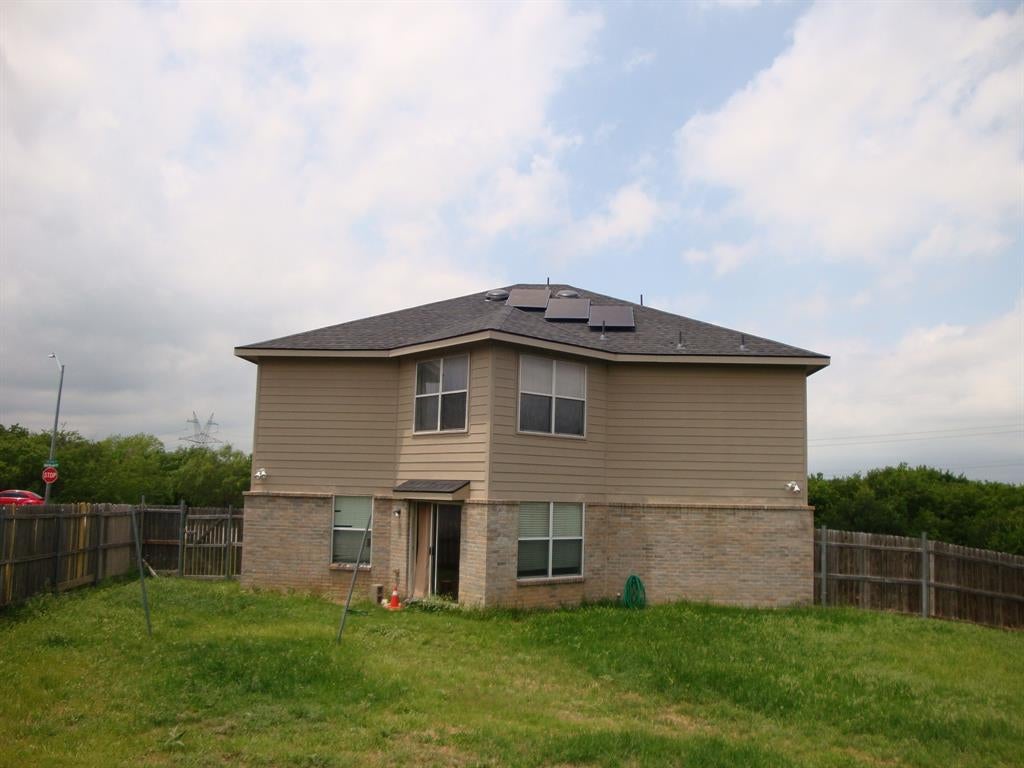 252 Rock Meadow Dr, Crowley, TX 76036 photo