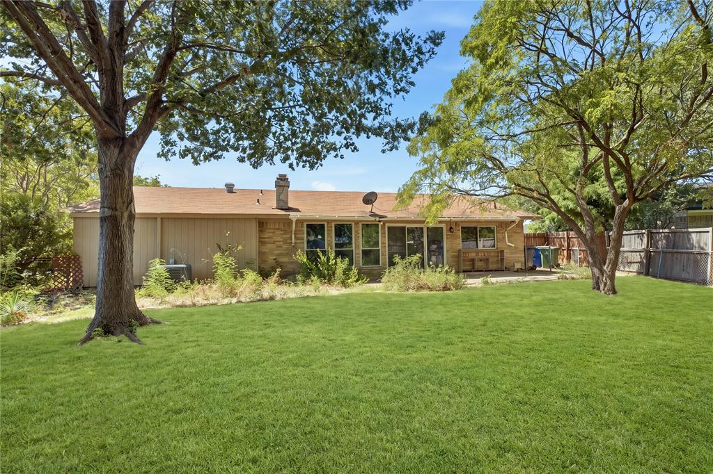 2015 Inverness Dr, Carrollton, TX 75007 photo
