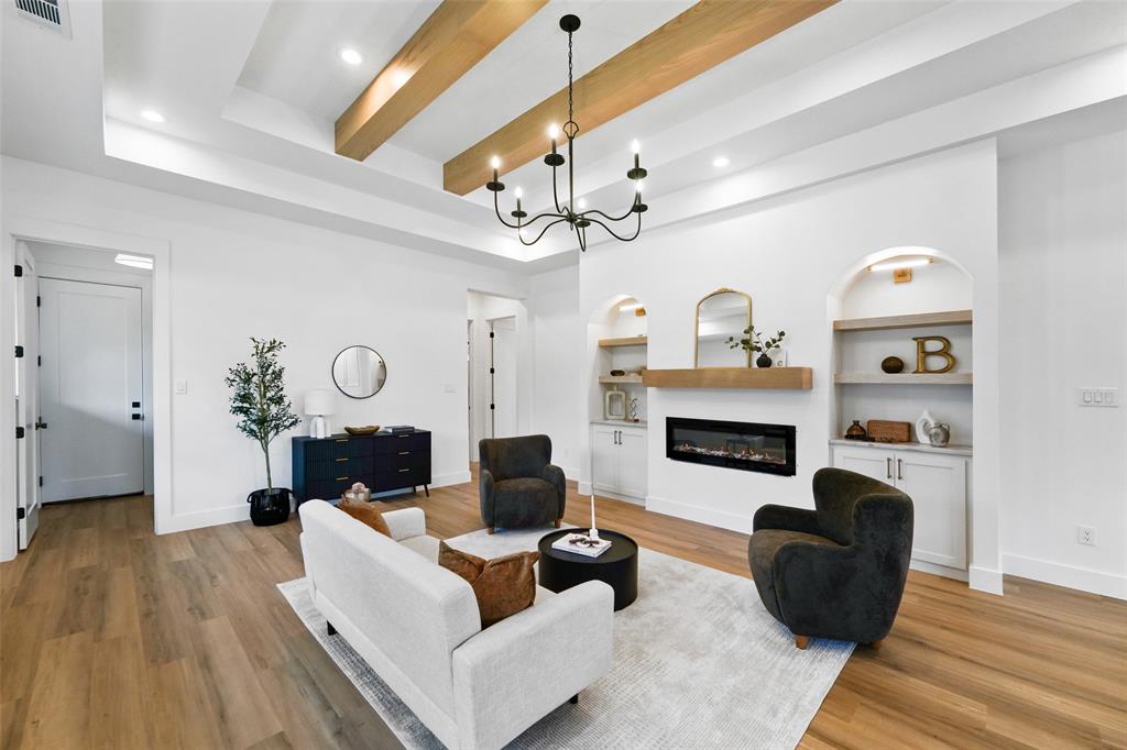 2300 Cherry Sage Dr, Arlington, TX 76001