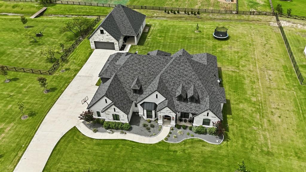 3101 Stardust Ln, Northlake, TX 76226