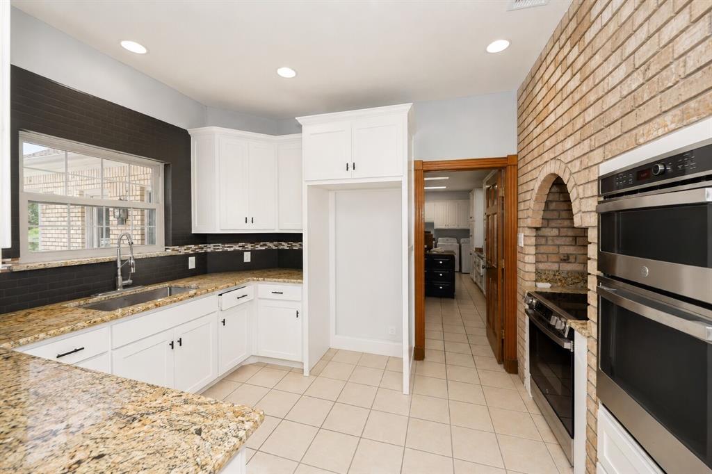 7400 Golf Club Dr, Fort Worth, TX 76179 photo