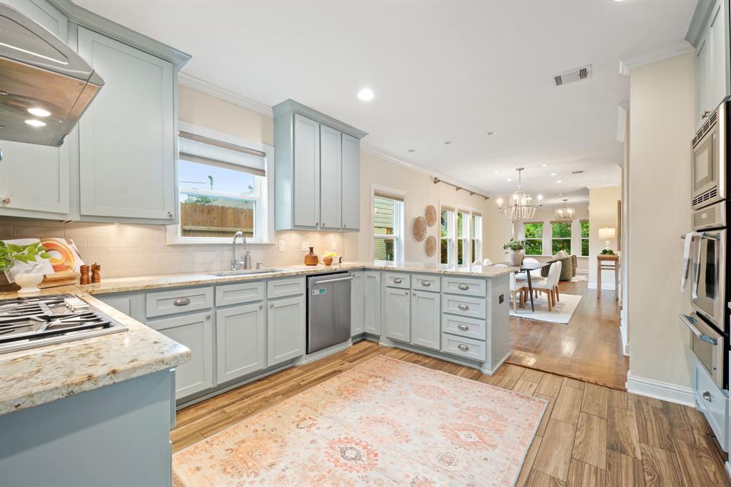 1119 N Winnetka Ave, Dallas, TX 75208 photo