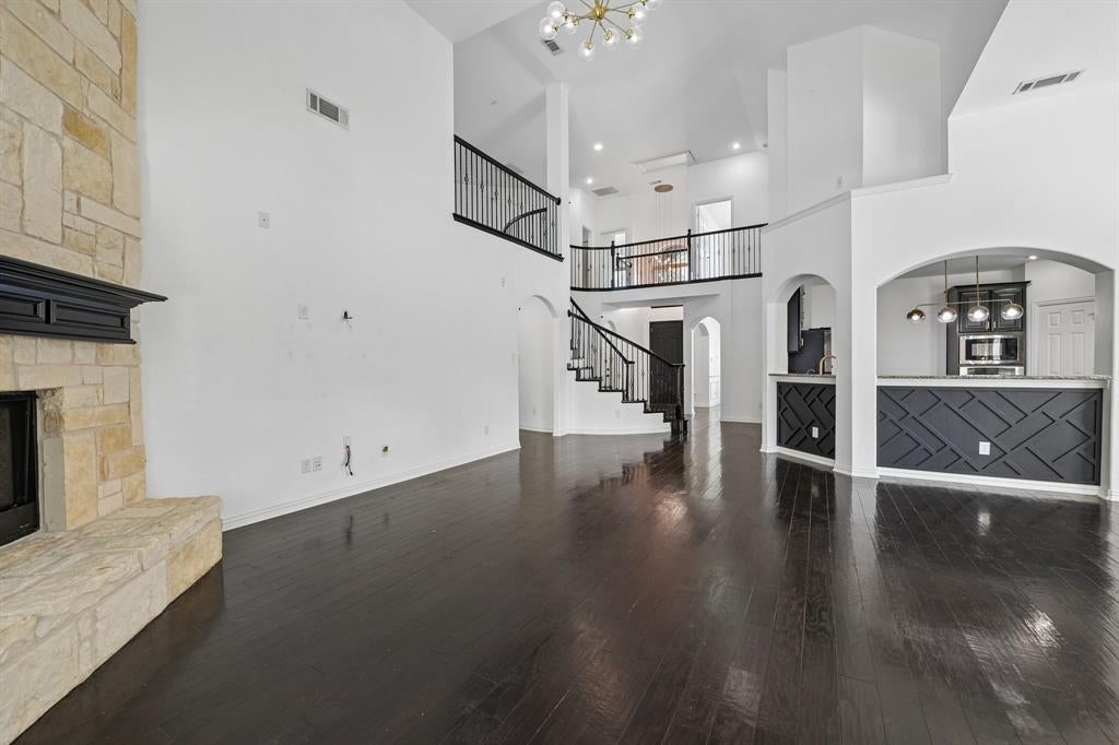 720 Yarrow St, Little Elm, TX 75068