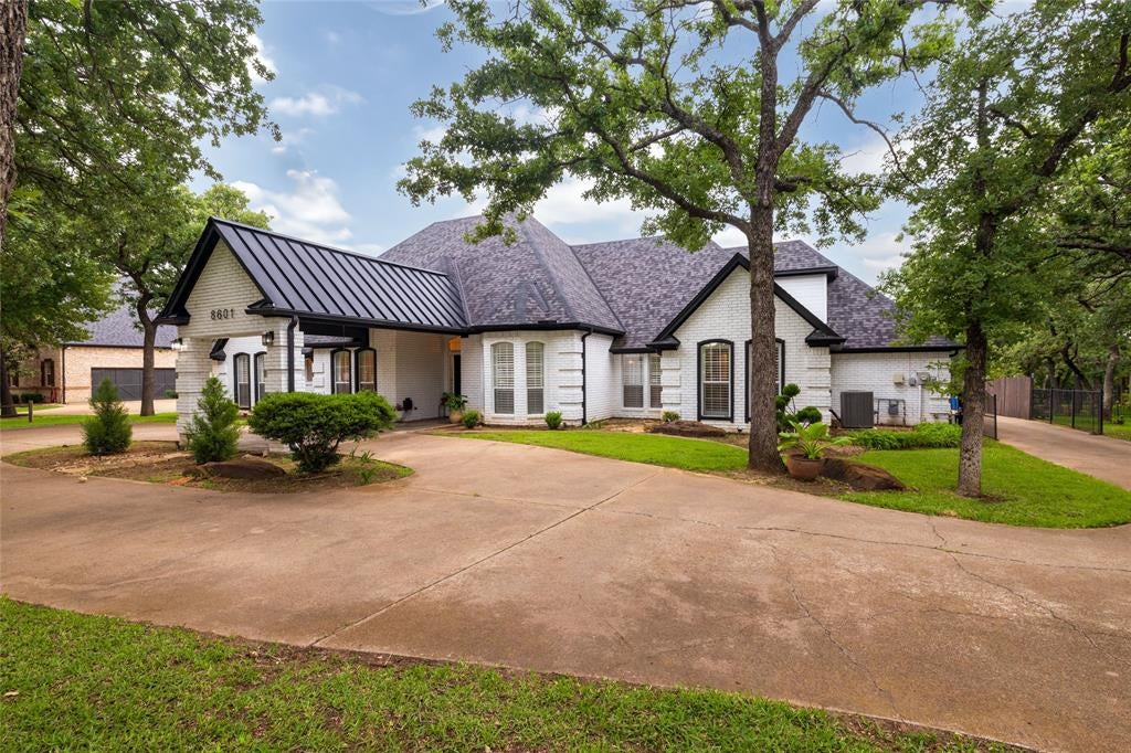 8601 Clay Hibbins Rd, Keller, TX 76248 photo