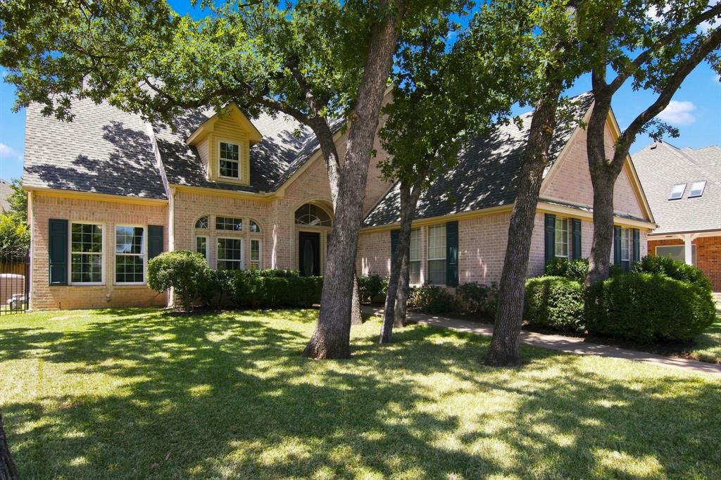 8321 Brandonwood Dr, North Richland Hills, TX 76182