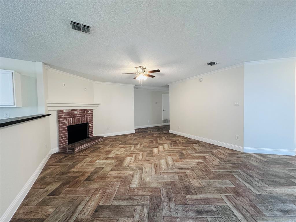 1418 Mill Branch Dr, Garland, TX 75040 photo