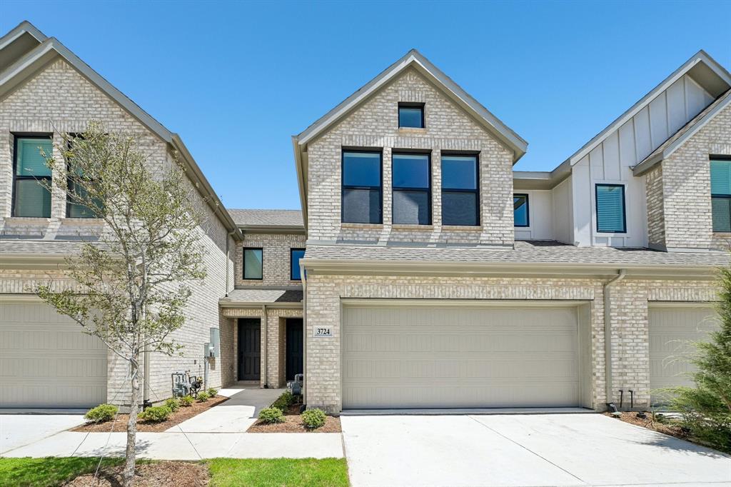 3724 Pierce Ln, Grand Prairie, TX 75052
