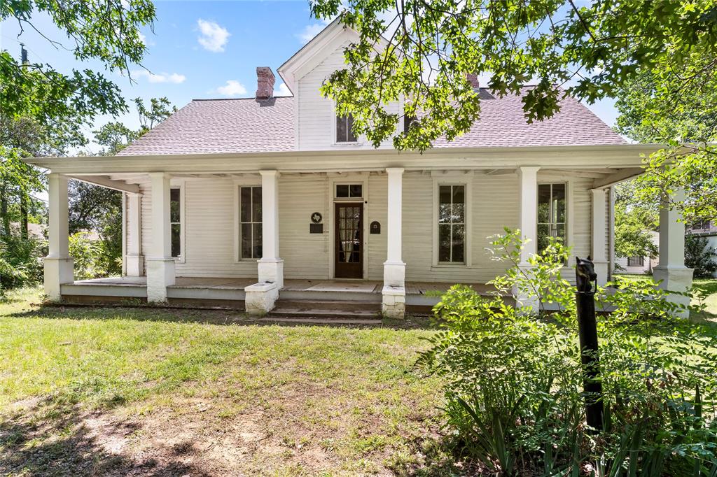 4611 Kelton Dr, Dallas, TX 75209
