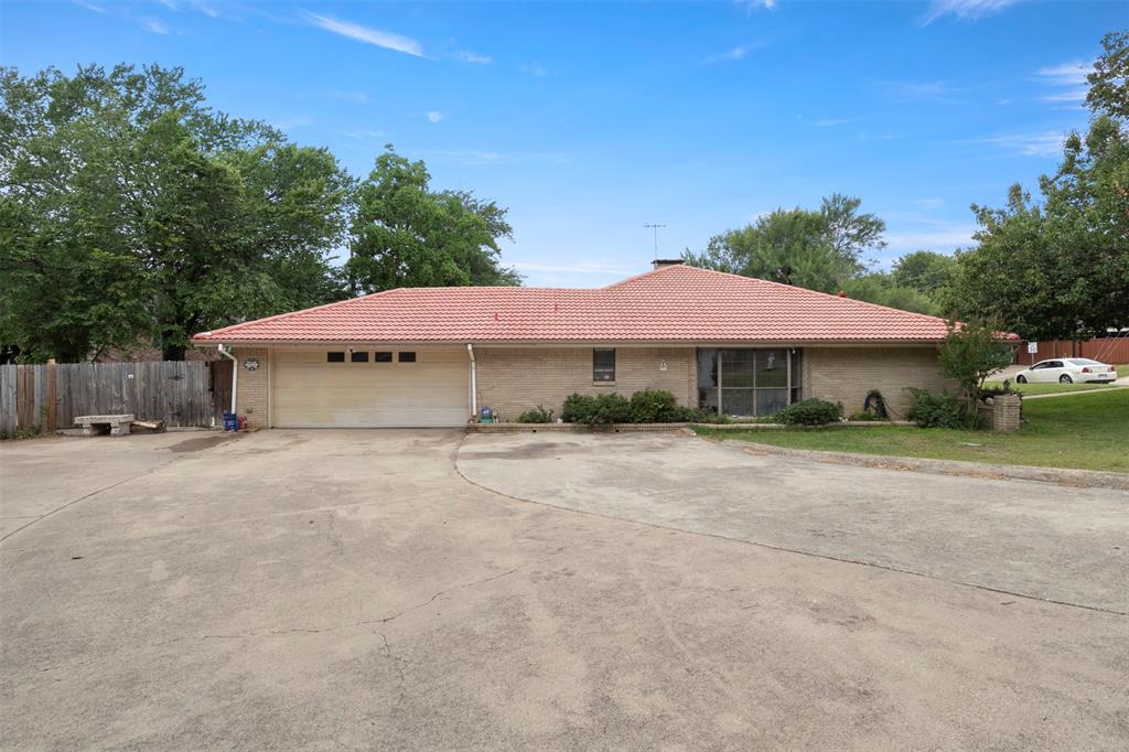 1400 Rusdell Dr, Irving, TX 75060 photo