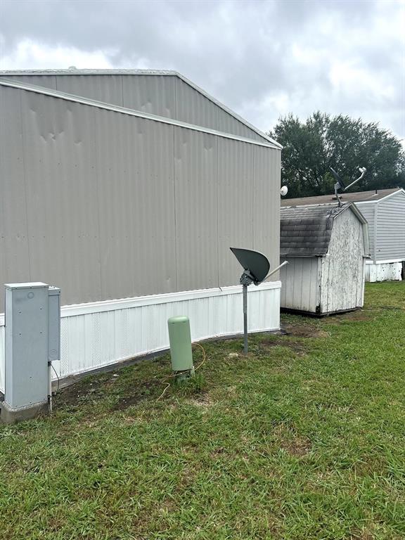 717 Byron Rd, Wilmer, TX 75172 photo