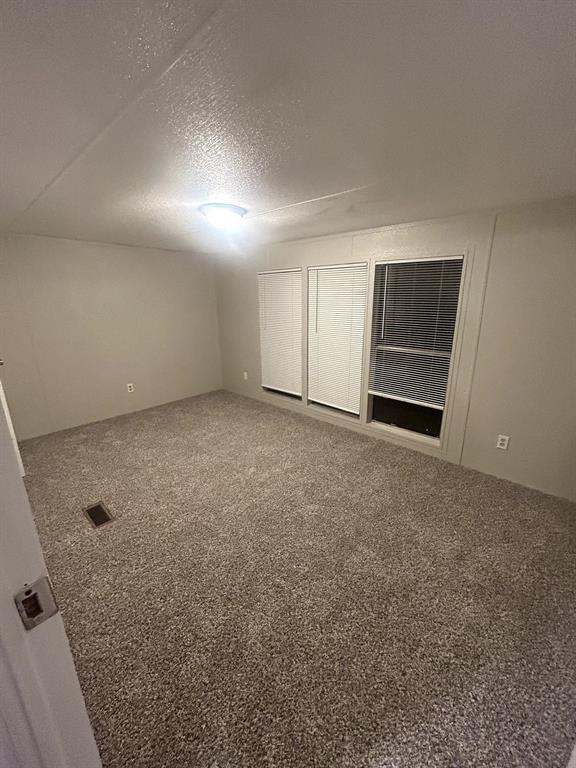 717 Byron Rd, Wilmer, TX 75172 photo