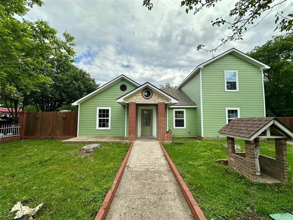 3642 Ada Ave, Fort Worth, TX 76105