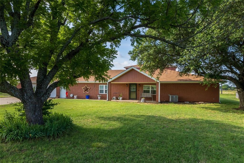 448 County Road 4287, Decatur, TX 76234 photo