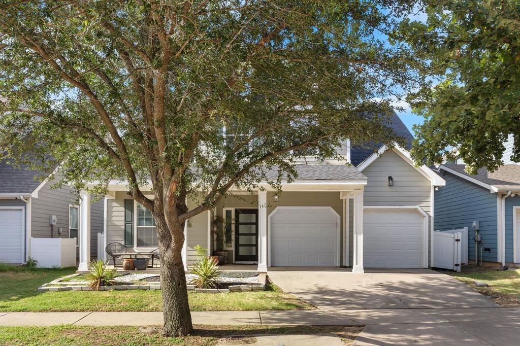 9918 Maple Dr, Providence Village, TX 76227