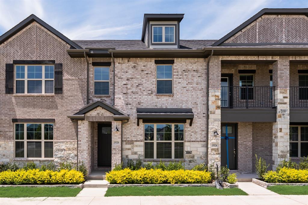 1920 Watermark Mews, Rowlett, TX 75088