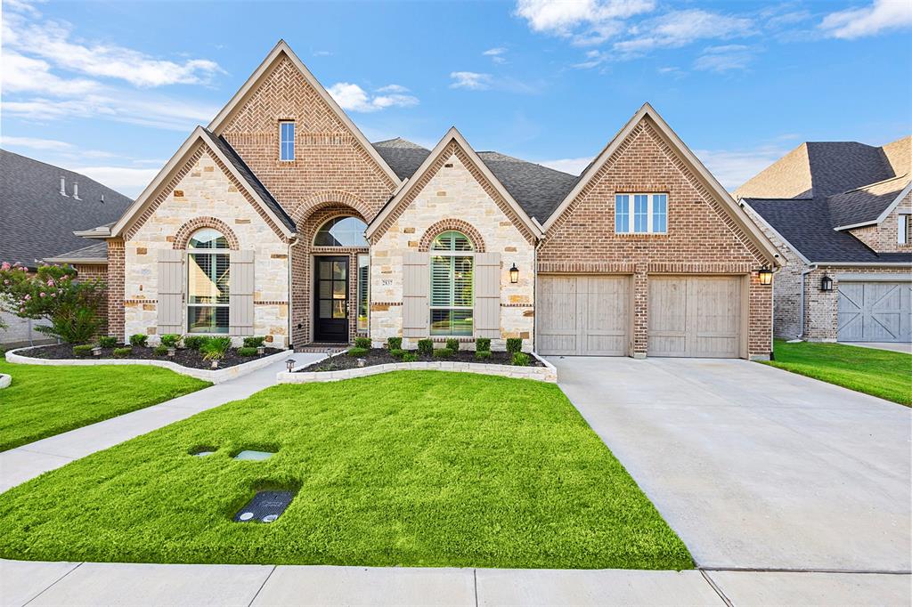 2837 Midlake Dr, Midlothian, TX 76065 photo