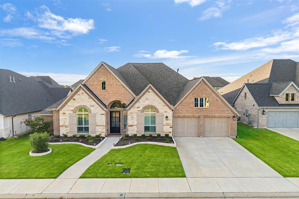 2837 Midlake Dr, Midlothian, TX 76065