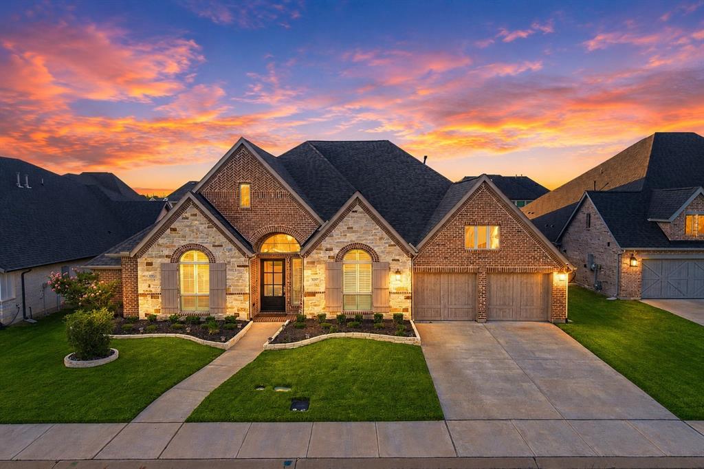 2837 Midlake Dr, Midlothian, TX 76065 photo