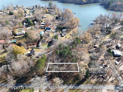 Single Family Residence in Salisbury NC Lot #2 Sailboat Drive.jpg