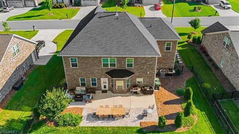 Single Family Residence in Thomasville NC 412 Freemont Drive 45.jpg