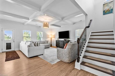 Single Family Residence in Thomasville NC 412 Freemont Drive 2.jpg