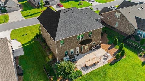 Single Family Residence in Thomasville NC 412 Freemont Drive 44.jpg