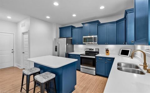 Single Family Residence in Thomasville NC 412 Freemont Drive 14.jpg