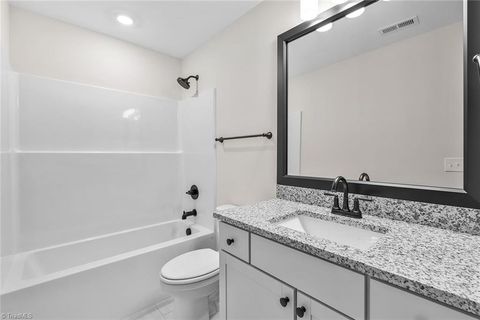 Single Family Residence in Advance NC 193 Morning Star Drive 21.jpg