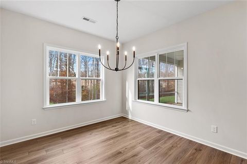 Single Family Residence in Advance NC 193 Morning Star Drive 8.jpg
