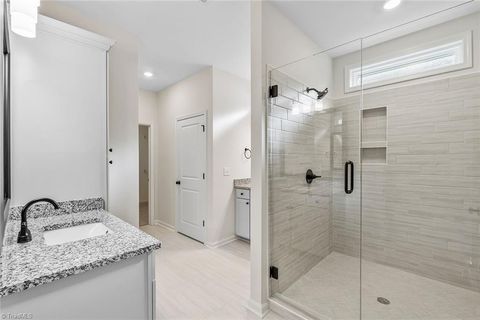 Single Family Residence in Advance NC 193 Morning Star Drive 16.jpg